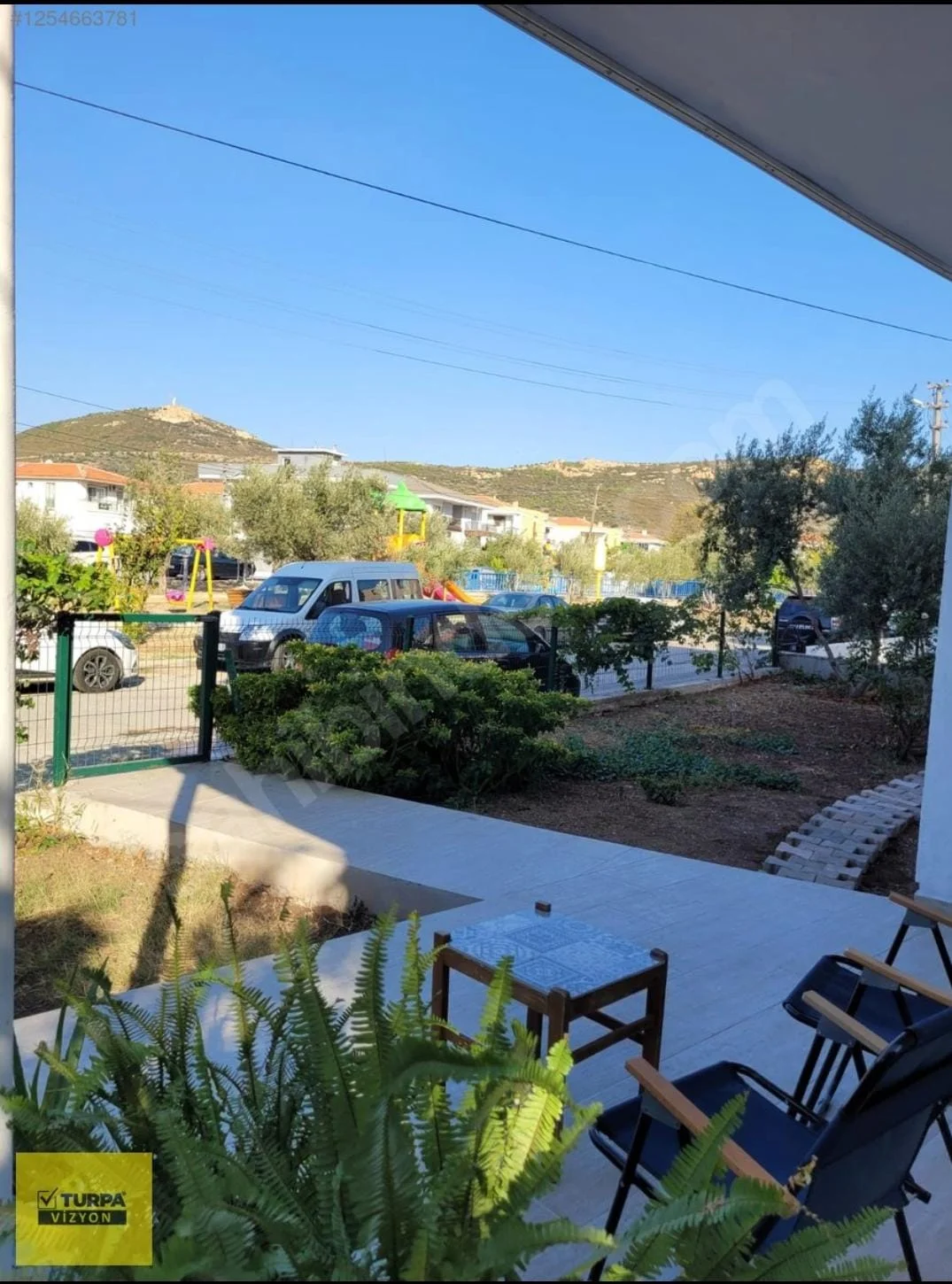 Yeni Foçada DENİZE YAKIN, BAHÇELİ, Full Eşyalı Kiralık