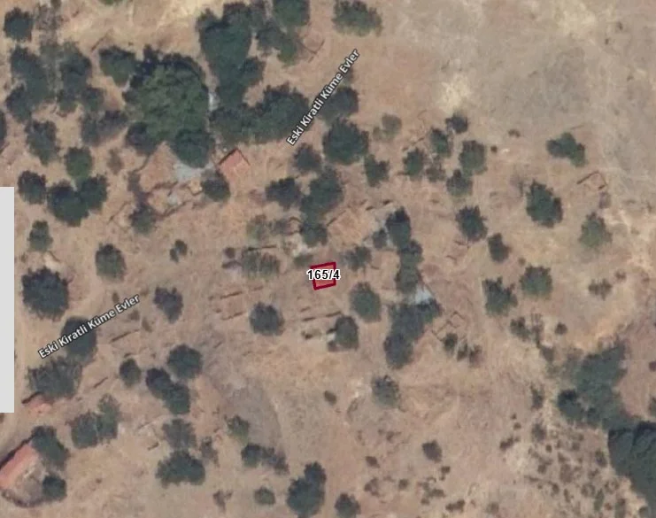 Turpa Arxesten Kıratlı Mahallesinde Satılık Arsa